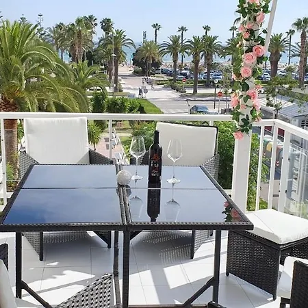 Encantadora Vivienda En El Paseo Maritimo De *