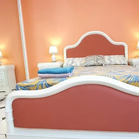 Encantadora Vivienda En El Paseo Maritimo De Appartamento