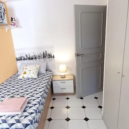 Encantadora Vivienda En El Paseo Maritimo De Appartamento